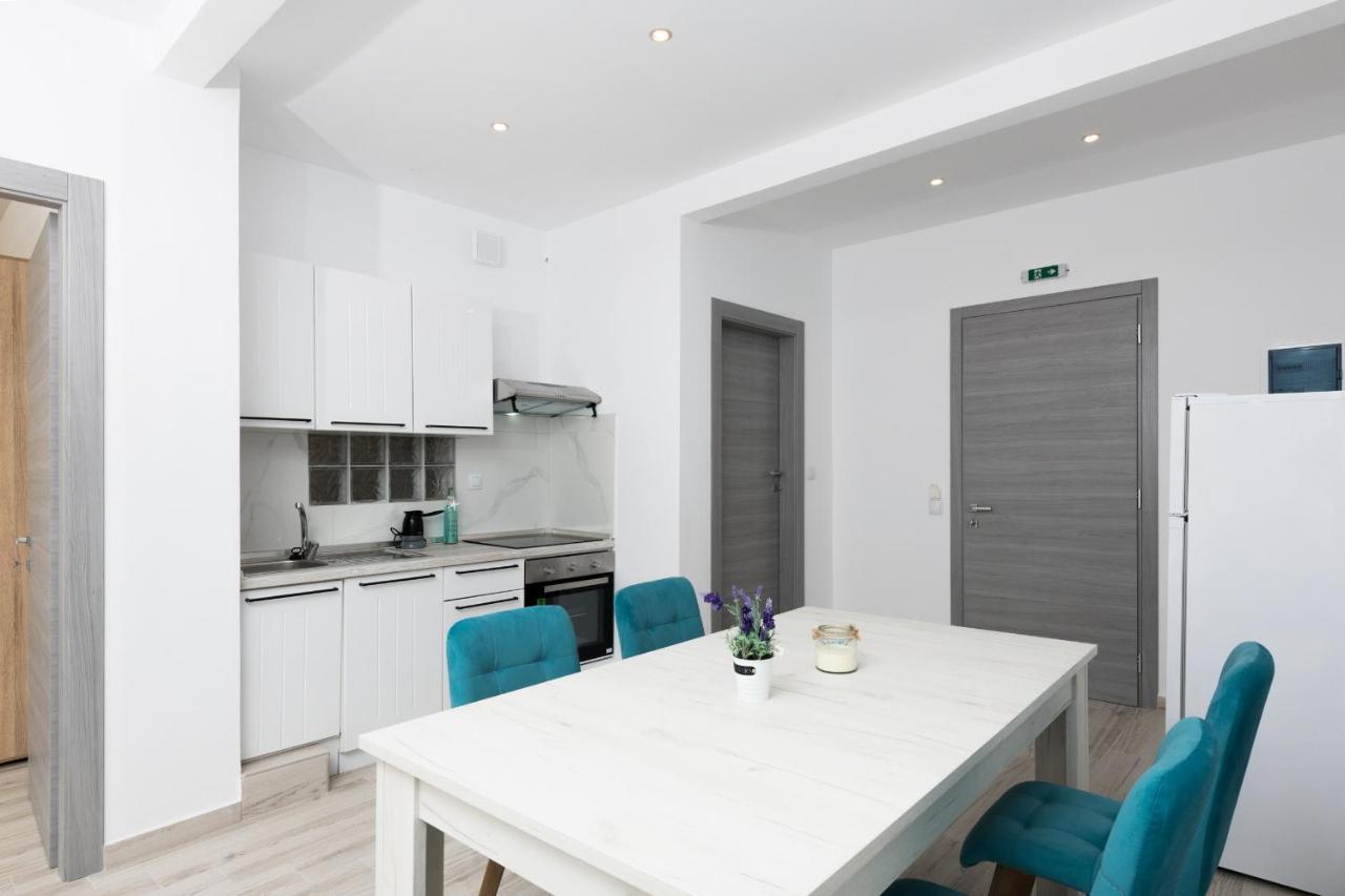 Diamanti Apartments Downtown Ліменас Екстер'єр фото