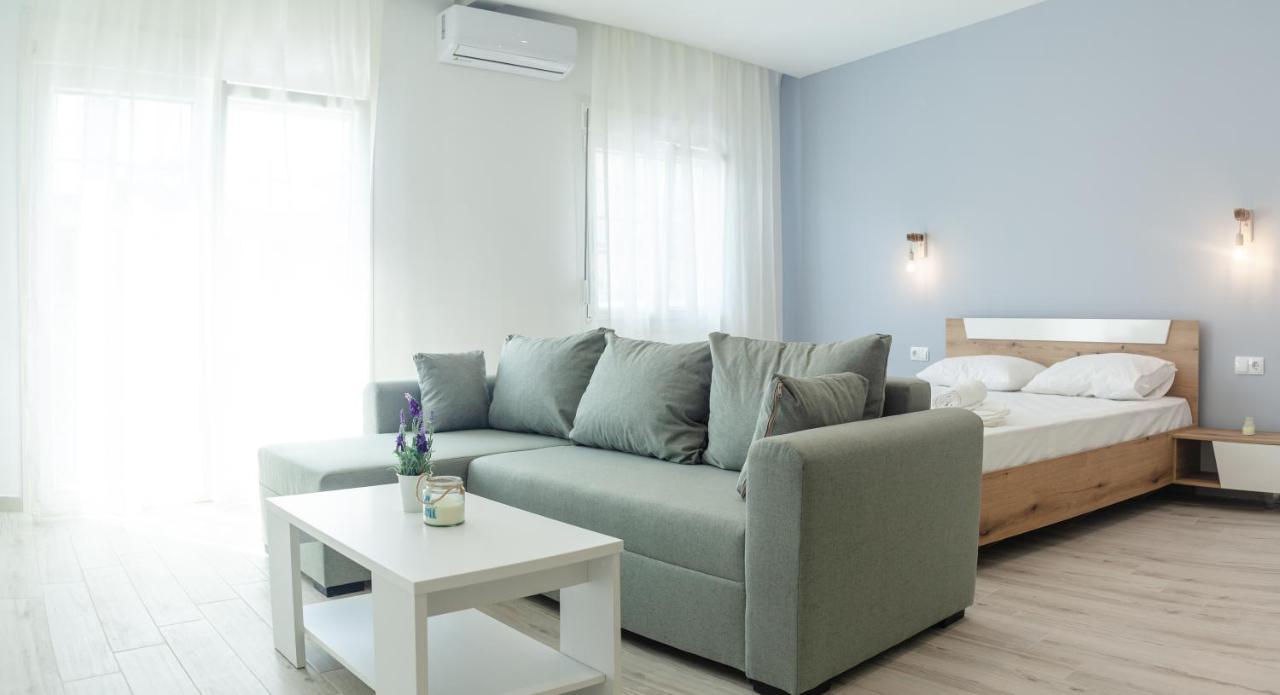 Diamanti Apartments Downtown Ліменас Екстер'єр фото